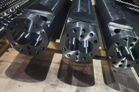 擠出機螺桿和機筒的使用條件及方法