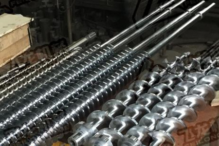 如何解決螺桿機筒修復后重新裝機出現的問題？